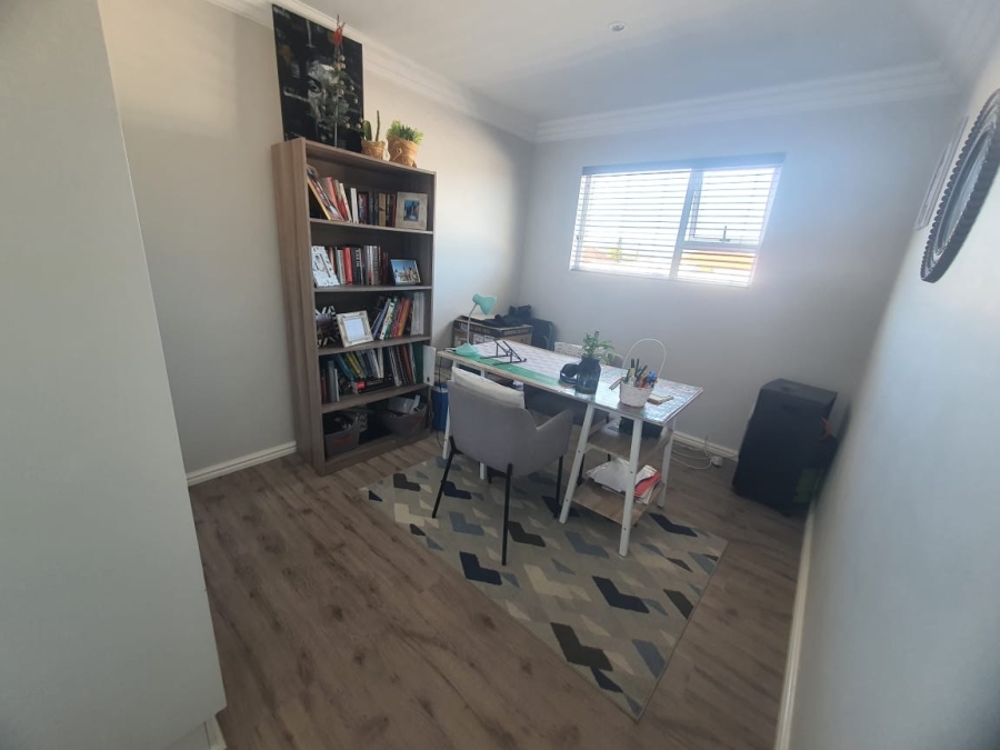 To Let 3 Bedroom Property for Rent in Cambridge West Eastern Cape